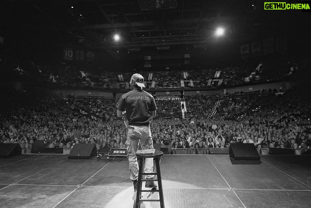 Matt Rife Instagram - CONNECTICUT!!!!! Thank you for making my dreams come true, being my first arena show, and SELLING OUT 5 OF THOSE MFs!!!!!! 40,000 of the coolest people I’ve ever had the privilege to hangout with for an evening (5)🥹❤️ @mohegansun feels like home 🙏🏼