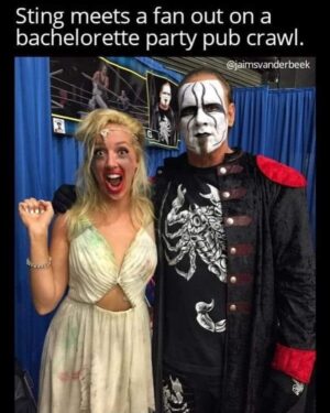 Matthew Cardona Instagram - My wife @chelseaagreen has a pic with @stinger and I don’t…