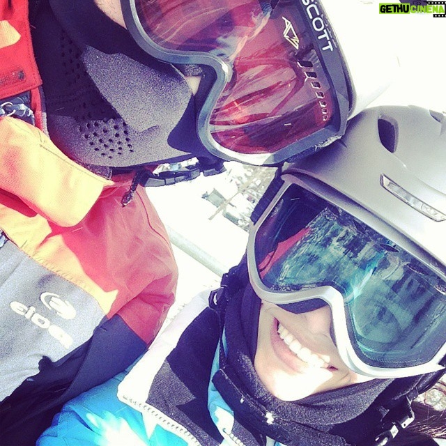 Matthew Daddario Instagram - Skiing!