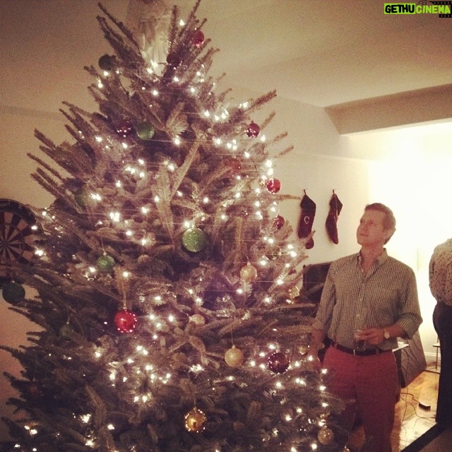 Matthew Daddario Instagram - Nice tree.