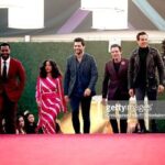 Matthew Daddario Instagram - Congrats to everyone on the awards! Thanka to everyone who voted! Show of the year, Male TV Star and Female TV Star! Awesome. Congrats @isaiahmustafa @albertorosende @harryshumjr @domsherwood @kat.mcnamara @emeraude @alishawainwright .