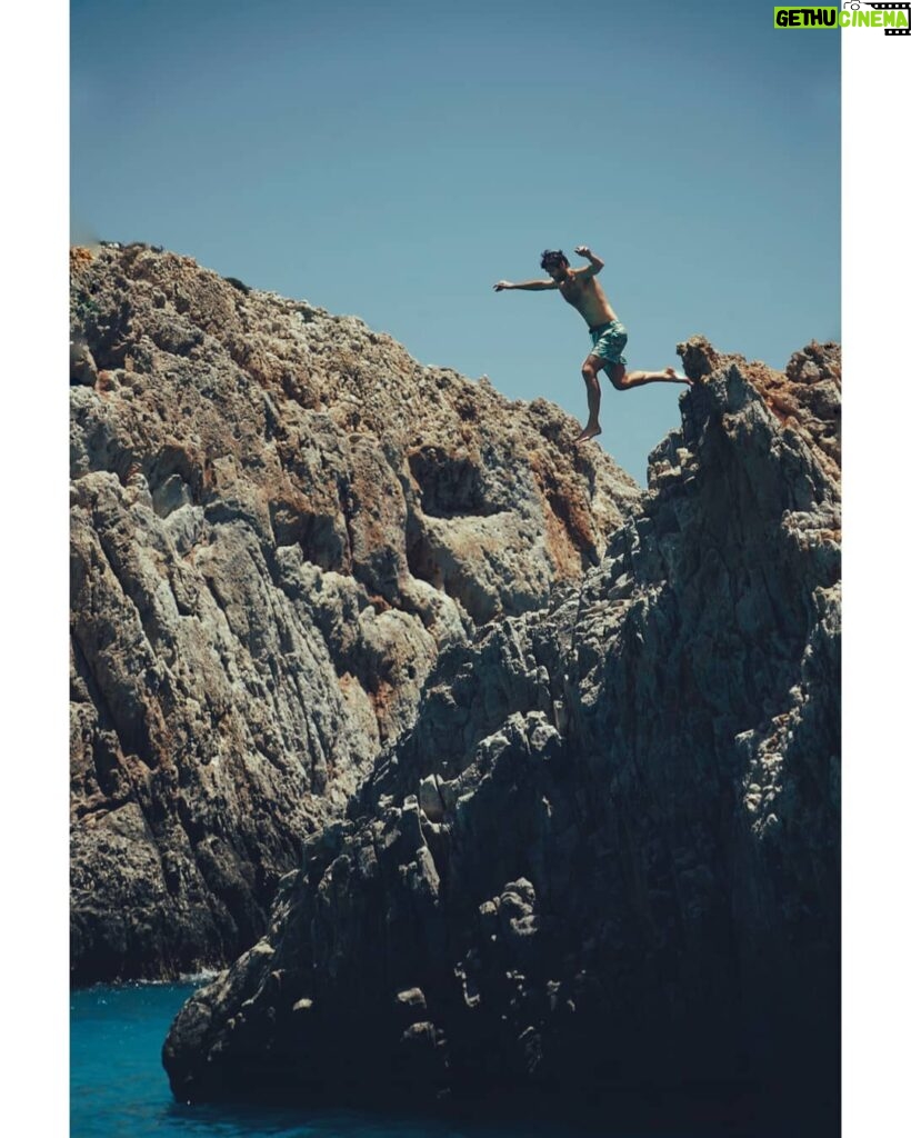 Matthew Daddario Instagram - Greece heightening.