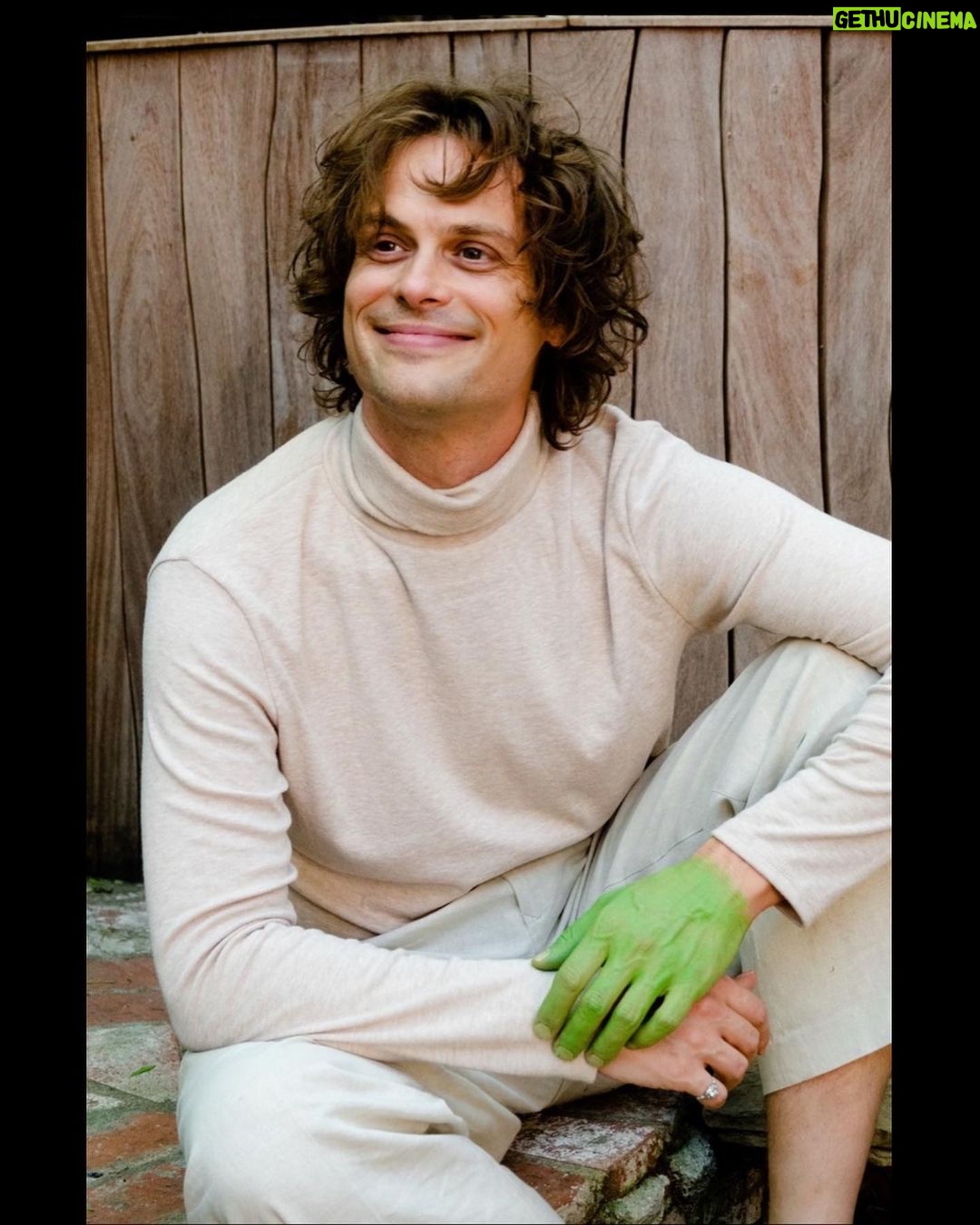 Matthew Gray Gubler Instagram - ๐๐งค๐ (link in bio)