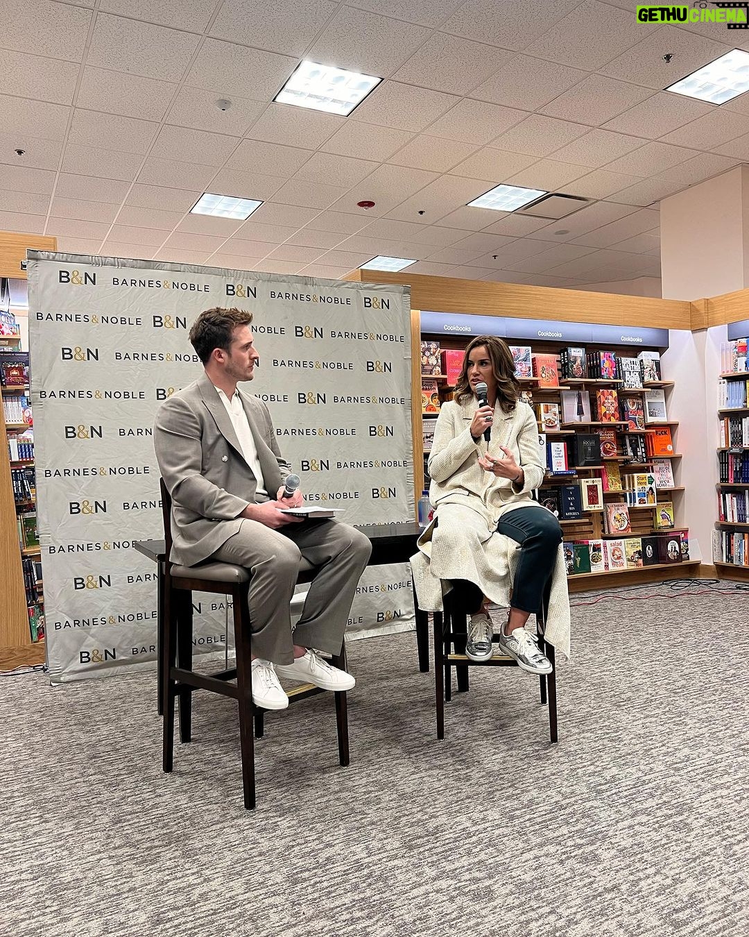 Matthew Hussey Instagram - Just finished up @the.holistic.psychologist event at @barnesandnoble for her brand new book “How To Be The Love You Seek”. It was an honor to support her on stage. Nicole is a true powerhouse and is helping so many people. I read her book cover to cover this week and it is extraordinary and it will change lives. I can’t recommend this book highly enough. Grab one for yourself and another for anyone in your life you want to help break through life long emotional patterns (link in my stories). This book is for everyone. Congratulations Nicole on a stunning piece of work. Xx The Grove
