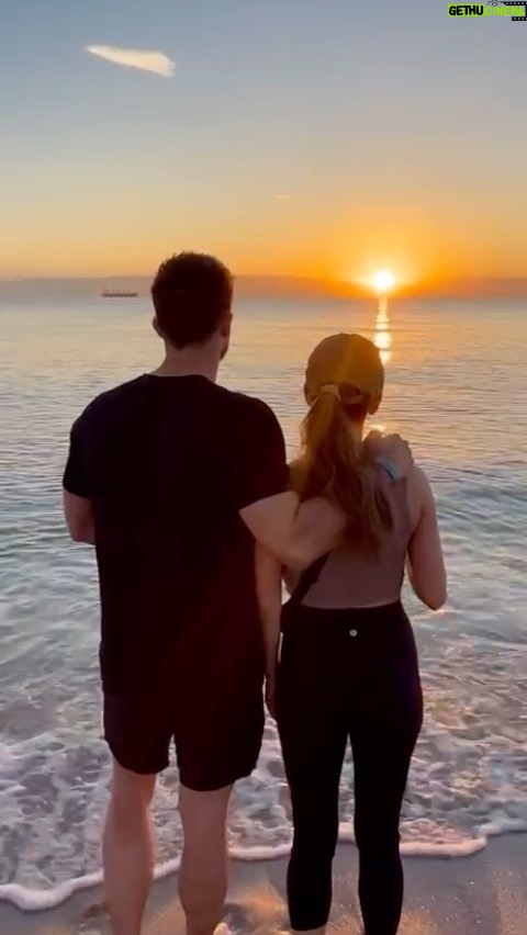 Matthew Hussey Instagram - My nan, Marie, used to say “If you wake up early you let the day come to you”. This piece of advice stayed with me always (it stuck with my mum, and then me, which is one of the reasons why I wake up so early every morning). Waking up early has been such a gift in my life, not that it’s always felt natural! Yesterday, we went down to the beach and watched the sunrise at our retreat location here in Florida (1 day before kickoff!)… feeling very grateful to be here and do what we get to do. P.S. Sorry for Audrey’s sneaky butt grab at the end in what was a very serene and present moment.