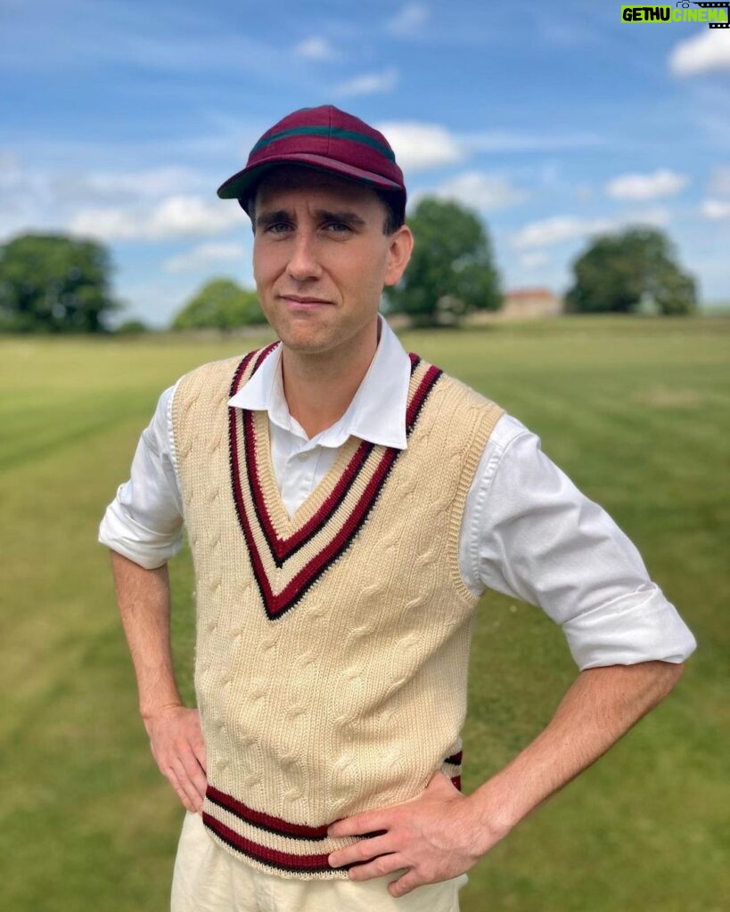 Matthew Lewis Instagram - Howzat! Hugh is back in town and the game is afoot... *warning* only swipe if you want to see what a finely-tuned athlete looks like when they’ve just hit a peach to extra cover. Poor James doesn’t have a chance… 🏏🐑 @allcreaturestv tonight at 9pm on @channel5_tv
