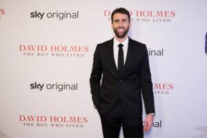 Matthew Lewis Instagram - It was a tremendous privilege to attend this screening earlier in the week with friends old and new. I urge you to watch it on @skytv @hbo @streamonmax.

I don’t really have the words to explain the kind of man David is. It’s better to let you watch and have him tell his own story. That said, make no mistake, the Harry Potter films wouldn’t exist without him, many of us wouldn’t be who we are today without him, and this film showcases exactly why that is. If more people could have the outlook on life that David has, and always has had, the world would be much better for it. Love you man @davidholmes83.

📸 : Chris Lobina SKY