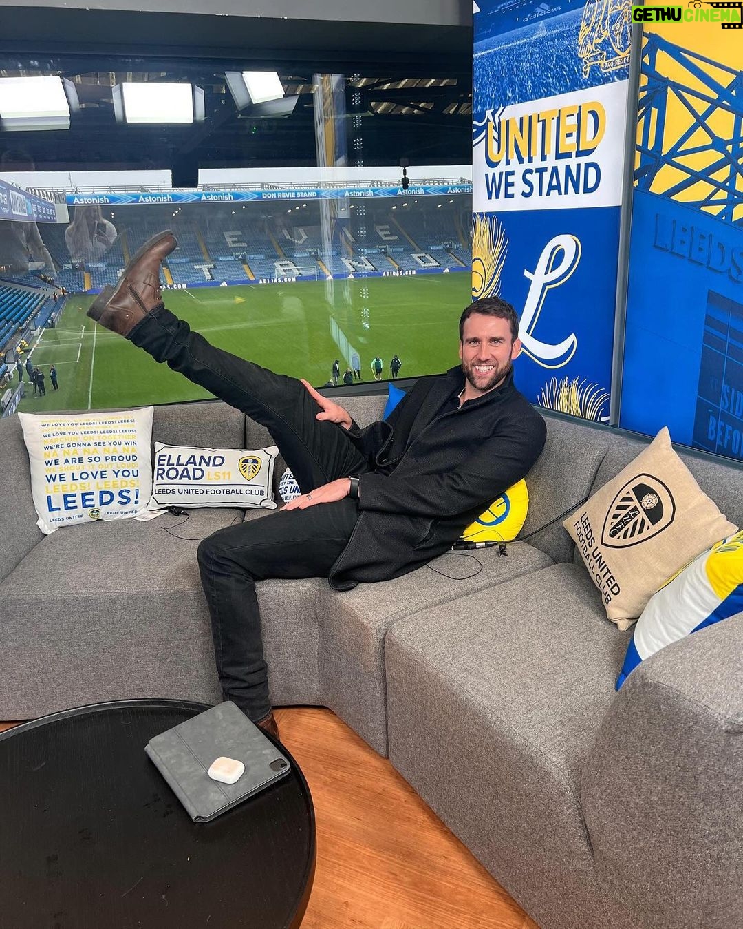 Matthew Lewis Instagram - Can’t say I don’t have the legs for it. Podcasting, that is. Last time I played football one of them broke in half. Back at Elland Road with the old gang as @leedsunited brushed aside those dog botherers from round the way. Nice shiny studio guys, @jermainebecks83 @eljonesuk