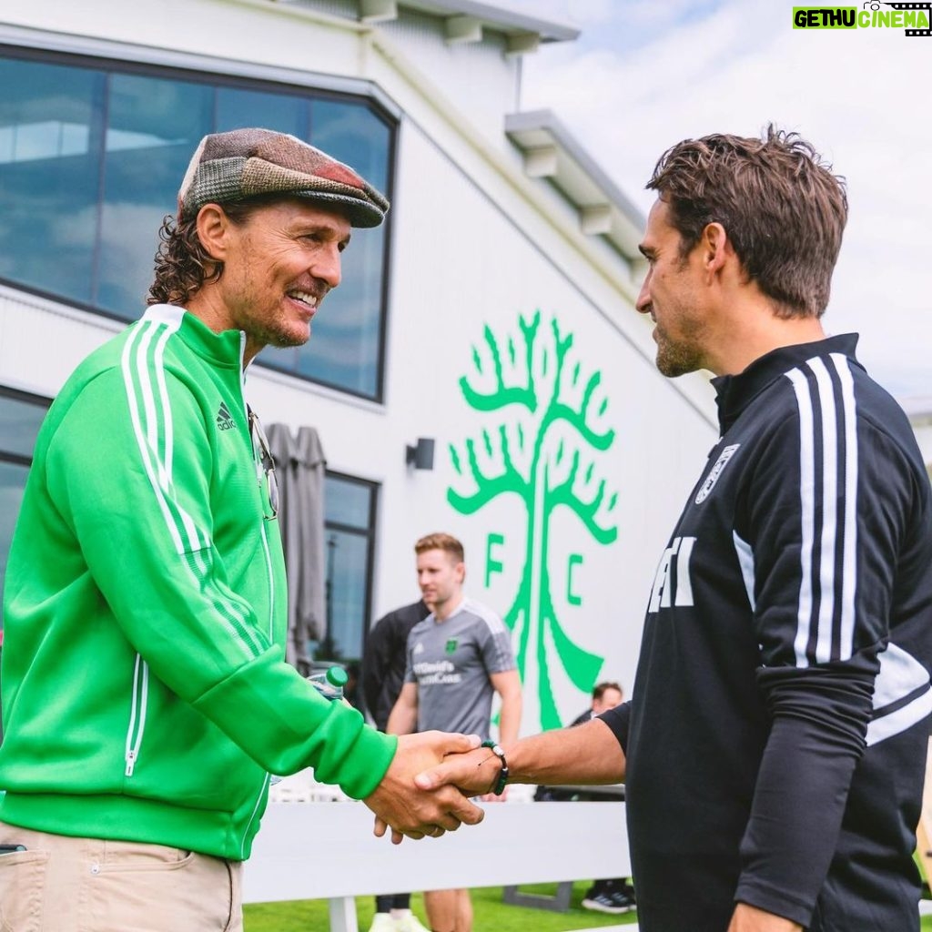 Matthew McConaughey Instagram - make it happen #verde #listos Q2 Stadium