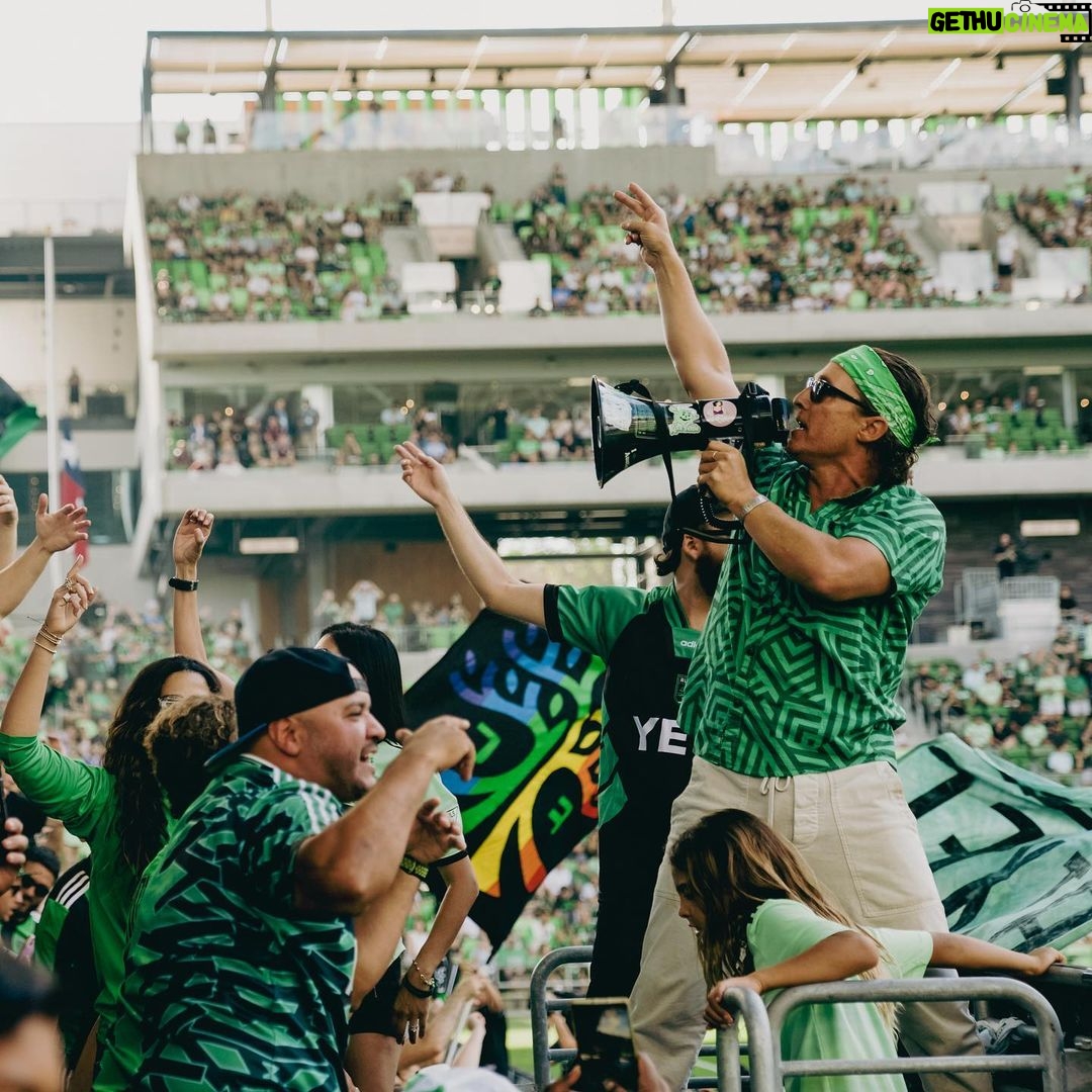 Matthew McConaughey Instagram - All of Austin to the rhythm of one heartbeat. Somos Verdes.