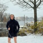 Matthias Schweighöfer Instagram - Grüße aus dem Berliner Winter. Heute Abend sehen wir uns auf dem Sofa, oder? #FamilySwitch ab sofort auf @netflixde. Watch #FamilySwitch on @netflix with @jennifer.garner @ememyers @edhelms @bradynoon and your Matcha Schweighöfer 🎬