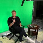 Matthias Schweighöfer Instagram - This week was all about #HeartofStone 🎬 Diese Woche standen in Berlin Interviews für @netflixde Heart of Stone an. Bin super stolz an der Seite von @gal_gadot, @jamiedornan, @aliaabhatt & vielen anderen vor der Kamera drehen zu dürfen. Super proud to be able to shoot alongside great actors like @gal_gadot, @jamiedornan, @aliaabhatt and many more. Don't forget, nicht vergessen: 11th of August on @netflix 🎉 📸@peterschulzefilm
