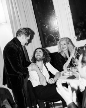 Matthias Schweighöfer Instagram - Was für ein Abend! Gestern durften @rubyofee und ich unser aller erstes @tiffanyandco Dinner in Berlin co-hosten und was sollen wir sagen, es war unfassable! Danke, danke an alle, die gekommen sind, um mit uns zu essen, lachen, reden und unsere Reise als Brand Ambassadors für die neue Lock Collection zu feiern! #tiffanylock 

What an evening! Yesterday @rubyofee and I had the honor to co-host our very first @tiffanyandco dinner in Berlin and what can we say, it was unfassable! Thank you!!! Thanks for everyone who came to eat, laugh, talk and celebrate our journey as Brand Ambassadors for the new Lock Collection! #tiffanylock

📸@clemensporikys