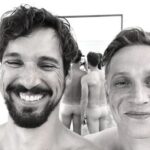 Matthias Schweighöfer Instagram – Glückwunsch zum Sieg gestern an den einzigartigen, den fantastischen @florian.david.fitz 
Das passt wie A**** auf Eimer. And for my english speaking friends: That fits like a** on bucket. Und DANKE DANKE DANKE an alle, die dabei waren. Ihr seid die Besten. #WSMDS @hazelsgonnahaze @officiallyjokoturbo @jokoundklaas