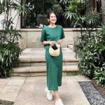 Maudy Ayunda Instagram – My days lately: always on the go.
Grab my favorite pieces from the new UNIQLO : C collection, designed by Clare Waight Keller, at @uniqloindonesia online or in stores!
#UniqloC