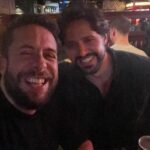 Maurício Meirelles Instagram – FIM DA PRIMEIRA TOUR INTERNACIONAL- Webbullying .

Miami, Orlando, Jacksonville, Boston e Toronto.

Meus sinceros agradecimentos a todos que lotaram os shows. Foi mto incrivel essa experiência com vocês.

Foi a primeira vez que faço show com meu visto de trabalho, graças a @agimmigration.law 

Foi uma experiência completa. Além dos shows, encontrei amigos de longa data: @guirfreire , @arafinha , @camilacolombo , @brenobalbino @tatawerneck , @rafinhabastos , @danielzukerman e @hashtagmanu .

Doideira!!!