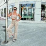 Maura Rivera Instagram - Detenerse? …….. jamás 💪🏼🎥🩵 👟 @skecherschile 🎥 @nicolasjullian #work #lincolnroad #miamibeach #skechersuno Miami Beach, Florida