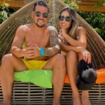 Maura Rivera Instagram - Nuestros hijos también nos toman fotos lindas 💚🧡😜 @markgonzalez11 Nickelodeon Hotels & Resorts Punta Cana