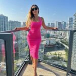 Maura Rivera Instagram - Bonita noche 💞💞💞 Con pánico a las alturas pero ahí estoy posando pa’ la foto🤣🤦🏼‍♀️ #easthotel #eastmiami #brickell #piso36 Miami - Brickell