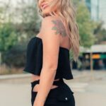 Maura Rivera Instagram - Dos semanitas en 🇨🇱 para recargarnos de amor y energía siento que el tiempo calzó perfecto para todo lo planeado, familia, amigas, trabajo, reuniones ,trámites etc lo pasamos demasiadoooo bieeennn !!! Ahora de regreso a 🇺🇸🌴 a ver a mis 🐕🐕 y 🐈🐈 ✈️ Volando en @skyairline #publicidad