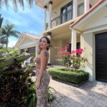 Maura Rivera Instagram - A Miami los pasajes 🌞🌴 Nuestro Viaje fue en @skyairline ✈️ y les paso un súper dato 😉 por esta semana están con descuentos para destinos internacionales 😱 ✈️ #publicidad