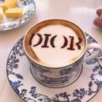 Maura Rivera Instagram – Después de una buena celebración dieciochera ,una mañana de trámites café y buena Compañia ❤️☕️🎸 #diorcafe #miami #desingdistric Desing District