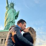 Maura Rivera Instagram - Las postales más lindas que me dejó NY 🗽un viaje con un propósito familiar disfrutado a mil ❤️🎄 #estatuadelalibertad #wallstreet #puentebrooklyn #brooklynbridge #centralpark #timesquare #newyork #newyorkcity # New York, New York