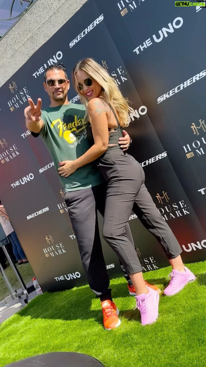 Maura Rivera Instagram - Vivimos la previa para la primera noche del festival en @houseofmarkcl junto a @skecherschile 👟👟 #houseofmark Viña del mar, Chile