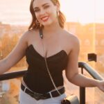 Maura Rivera Instagram - Resumen de la semanita festivalera en Viña del Mar. Cual fue su artista favorito?? Los leo ❤️‍🔥❤️‍🔥❤️‍🔥 #viñadelmar #festivaldeviña Viña del mar, Chile