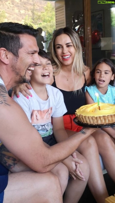 Maura Rivera Instagram - Gracias familia son mi tesoro más preciado en este nuevo año que me regala la vida ❤️😍 LOS AMO