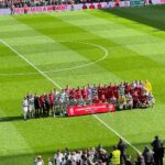 Maura Rivera Instagram - Fotos favoritas partido Legends 🇨🇱🇬🇧⚽️ @liverpoolfc Anfield Stadium, Liverpool