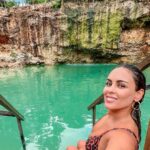 Maura Rivera Instagram – Me armé de valor y entré al Cenote para quienes no saben le tengo fobia a los peces 😩😩😬😬 @almamayaresort