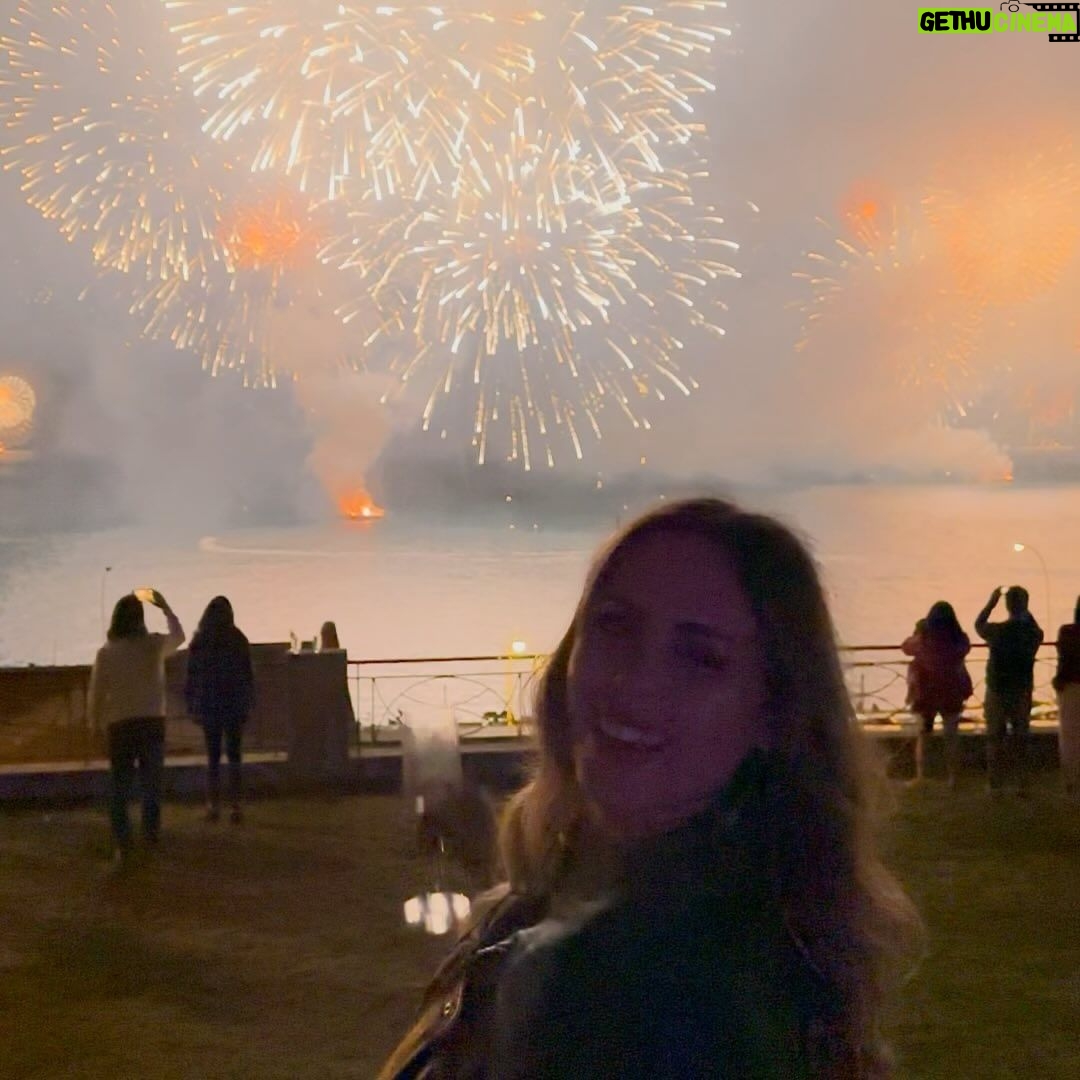 Maura Rivera Instagram - ✨✨Feliz año 2024 ✨✨✨ Te recibo con todo el amor, esperanza, fe ,prosperidad y la mejor energía para disfrutar cada día de este año Feliz año para todosssss !!!! Vamos por este gran año 🌟🥳 Viña del mar, Chile