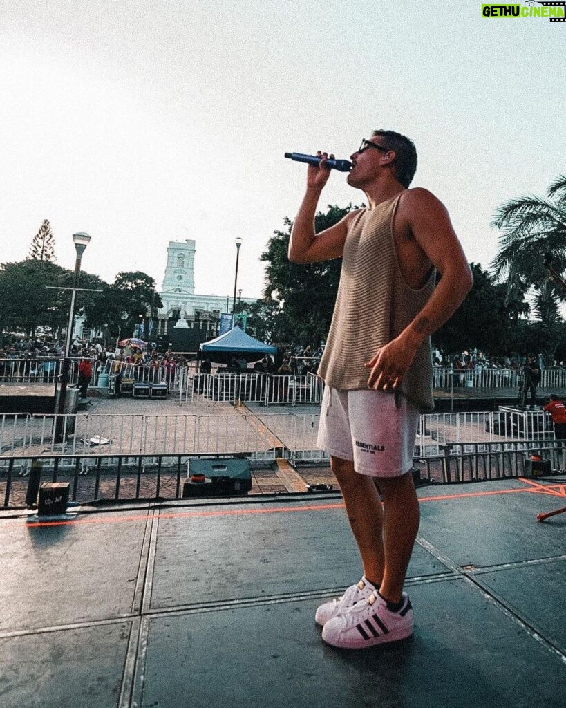 Mauricio Montaner Instagram - Ayer fue un gran día. 🌴 Progreso, Yucatan