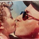 Mauricio Montaner Instagram - Desde que me acuerdo quiero ser como tú… y ahora que viene Apolo le pido a Dios que me permita ser aunque sea la mitad de buen padre que has sido tu. Te amo pa, feliz día!