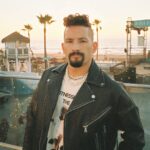 Mauricio Montaner Instagram - El recuerdo que volvió de la noche en el hot tub. Síguela!!! 🎡 #NoPuedeSer
