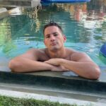 Mauricio Montaner Instagram - Música nueva, video nuevo, y cara nueva. #NoPuedeSer
