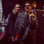Mauricio Montaner Instagram - Acá con la rockstar… Me gustaron todas así que las subí todas… y la última pa que entiendan el contexto… estás fotos fueron justo antes de salir a cantar. Monterrey, Nuevo Leon, Mexico