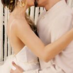 Mauricio Montaner Instagram - Veo estas imágenes de mi boda y me da mucho llanto. Dios estaba ahí! Mi esposa acaba de subir un video a su YouTube recordando ese día. Créanme que les va a tocar el corazón. Los amo. @saraescobar te admiro y te amo!