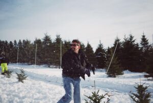 Mauricio Montaner Instagram - Guerra de nieve contra @camilo capturada por @evaluna ☃️ espero estén disfrutando este tiempo con sus familias. Los amo