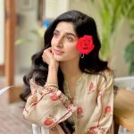 Mawra Hocane Instagram - you may 🌹 Karachi کراچی