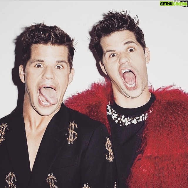 Max Carver - 39.4K Likes - Super fun times with @charliecarver and @terryrichardson for the upcoming @_manabouttownuk #BOOM Thank you @nicolaformichetti