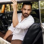 Max Greenfield Instagram - Surround yourself with people who inspire you. Happy 50th birthday buddy Love you ❤️ MG #50 #bigFIVEOH #fifty #happybirthday @mrjakejohnson