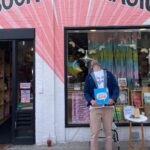 Max Greenfield Instagram - Great Day at @booksaremagicbk Thank You for coming out ❤️ #idontwanttoreadthisbook Available Sept 19th Pre Order Now @penguinkids