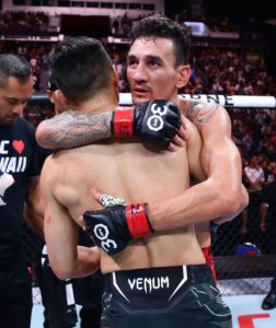 Max Holloway Instagram - What an honor to share the octagon with you @koreanzombiemma . The man, the myth, the legend. Watching you through out the years and how you carried yourself in the fight world, with humility and respect. like a true martial artist. The OGs of WEC/UFC. None of these circus acts. You are the last of a dying breed. Thank you for paving the way. Enjoy your retirement, looking forward to your first singing album my brother 🤙🏻