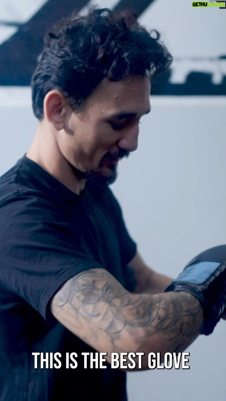Max Holloway Instagram - GIVEAWAY: The best gloves, for the best boxer in the UFC. Enter for your chance to win a pair of the Holloway 1 Professional Boxing Gloves. HOW TO ENTER: 🥊 Follow @Sanabul and @blessedmma on Instagram 🥊 Like this post 🥊 Tag 3 Friends in the comments Fight For It. This giveaway ends Thursday, July 13th at 11:59 pm PT. ONE lucky winner will be selected at random from all of the entries to win a pair of the Holloway 1 Boxing Gloves. Must be following Sanabul, and in the United States to be eligible. Good luck! (not affiliated or endorsed by Instagram) #maxholloway #ufc #boxing #sanabul #teamsanabul