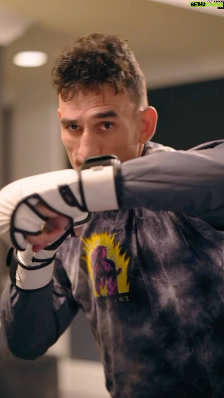 Max Holloway Instagram - The shirt shows the mode 😤
