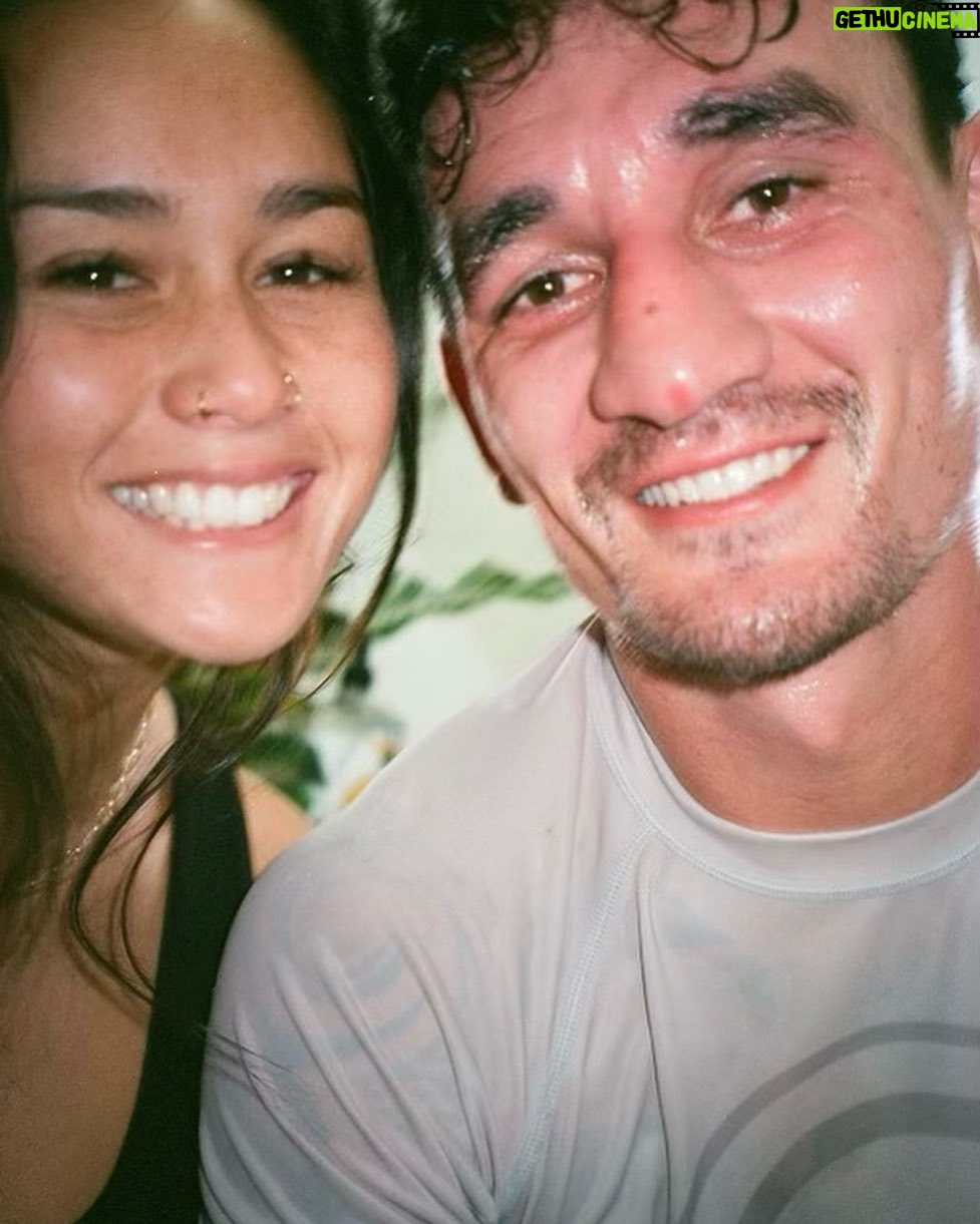 Max Holloway Instagram - Camp life in film by @alessaquizon