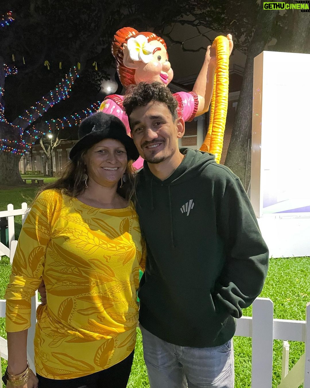 Max Holloway Instagram - Happy Mother’s Day to the strongest women I know.