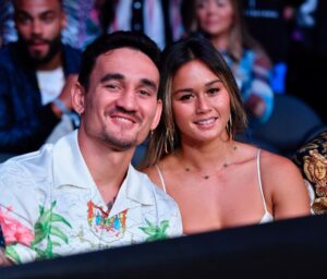 Max Holloway Instagram - 🤍💚